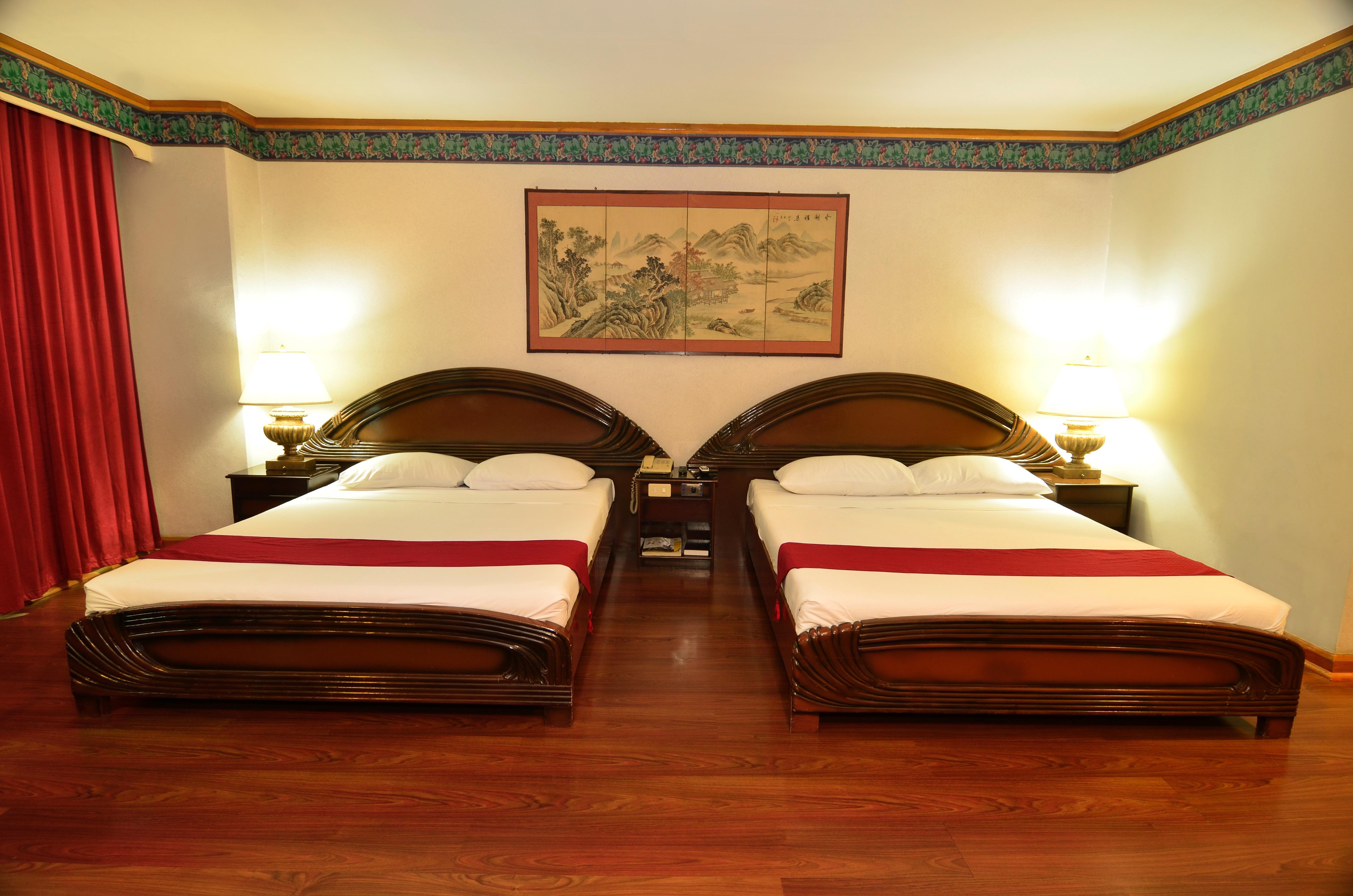 Holiday Plaza Hotel Себу Экстерьер фото